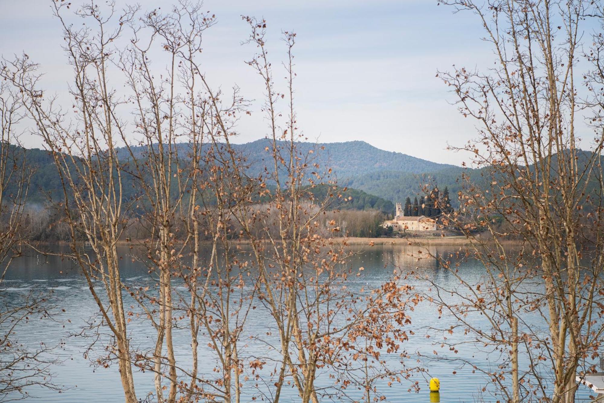 Apartaments La Carpa Banyoles Extérieur photo