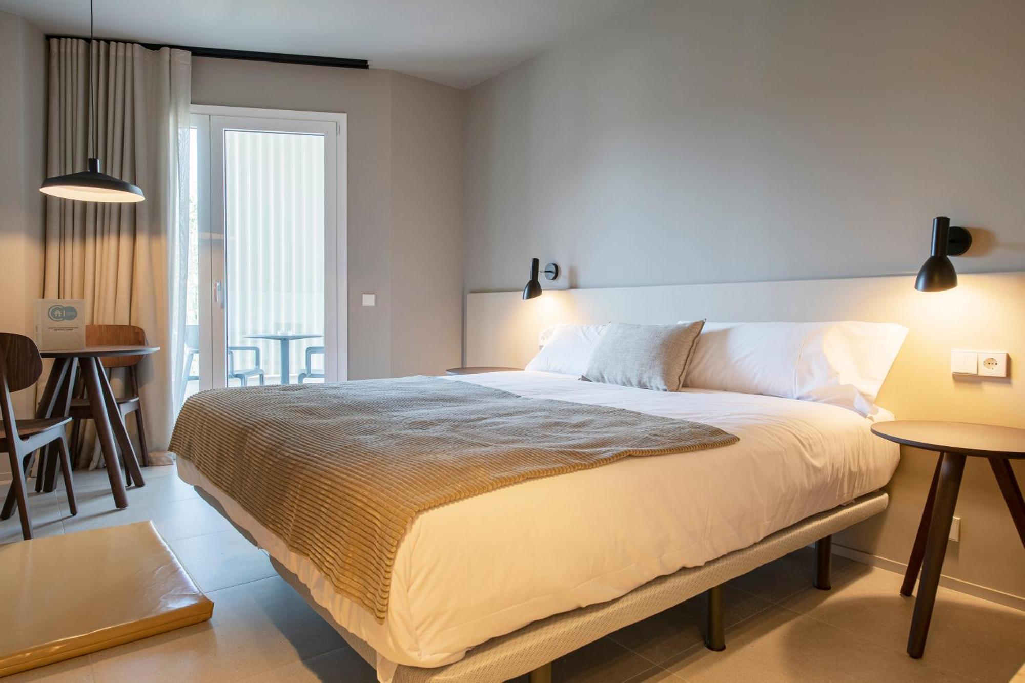 Apartaments La Carpa Banyoles Extérieur photo