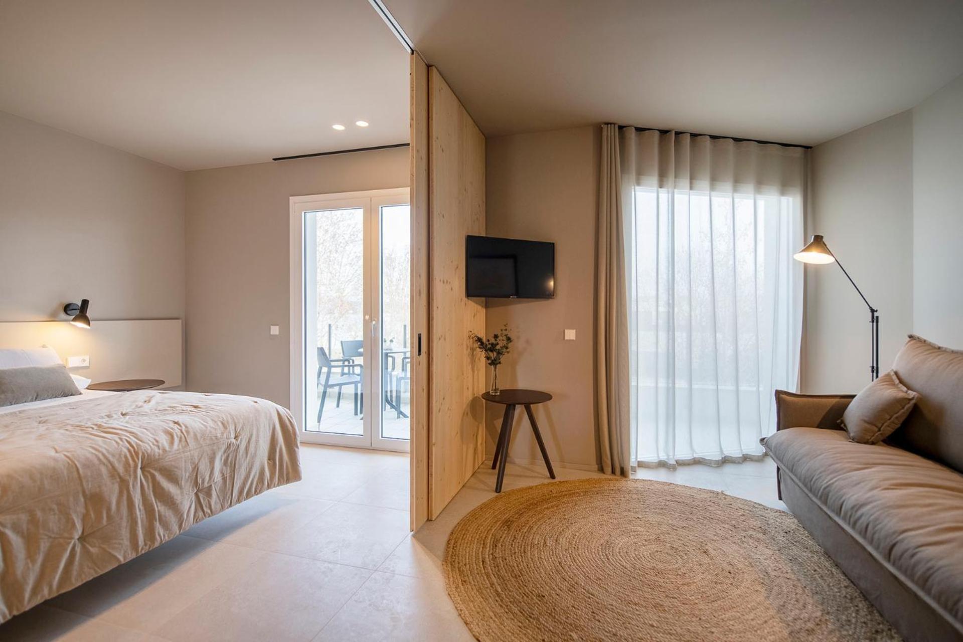 Apartaments La Carpa Banyoles Extérieur photo